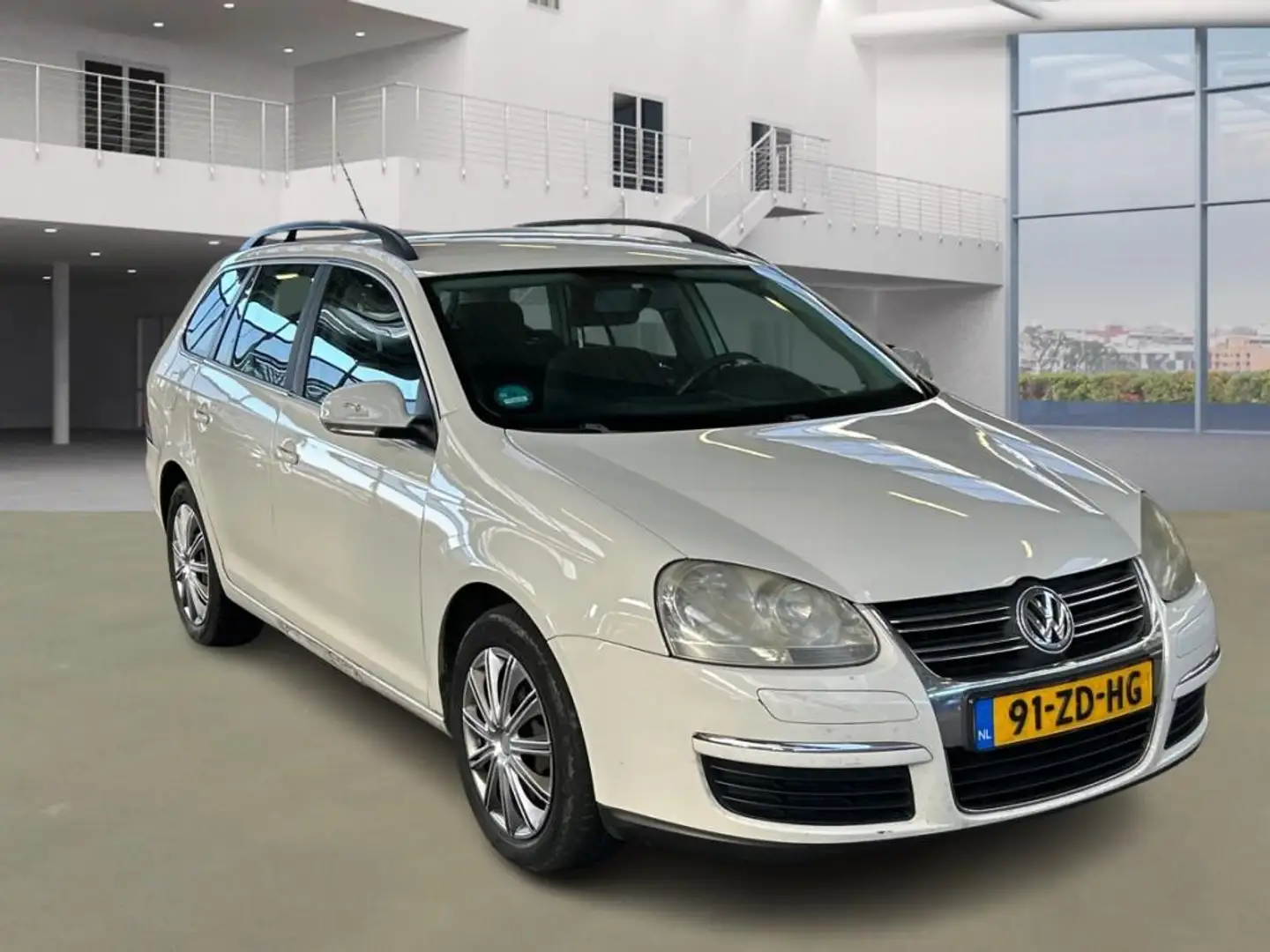 Volkswagen Golf Variant 1.9 TDI Comfortline White - 2