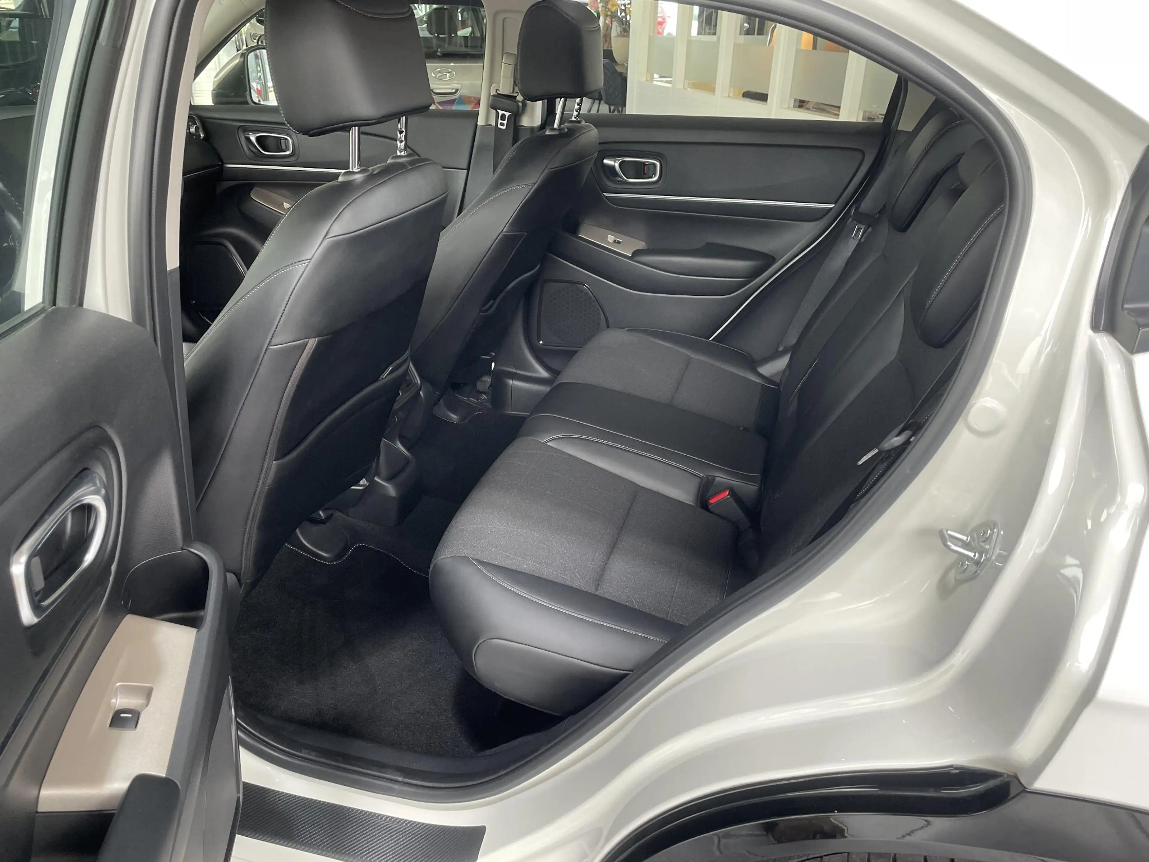 Honda HR-V 1.5 e:HEV Advance AUTOMAAT — photo 8