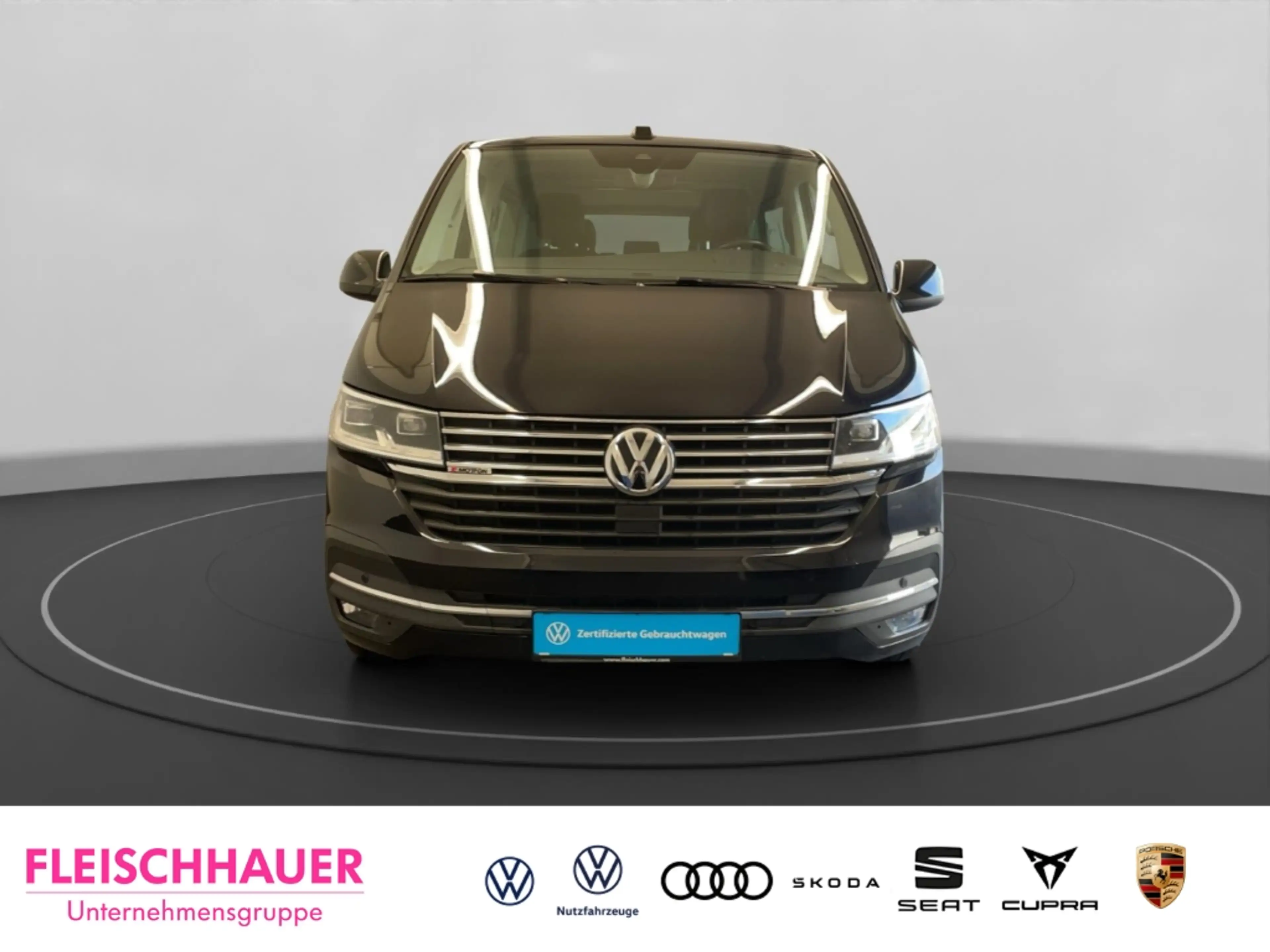 Volkswagen T6.1 Multivan 2,0 TDI 4MOTION Generation Six ACC LED AHK CarPlay — photo 2