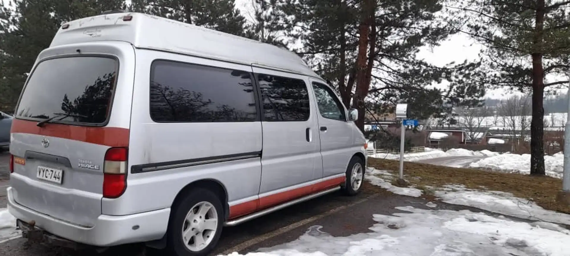 Toyota Hiace 2.4 D minibus 9 place airco Szary - 2