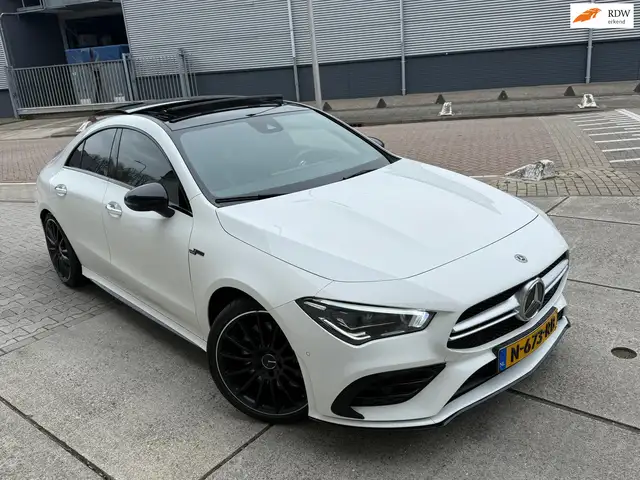 Mercedes-Benz CLA 35 AMG 4MATIC Premium Plus PANO Keyless 306 PK