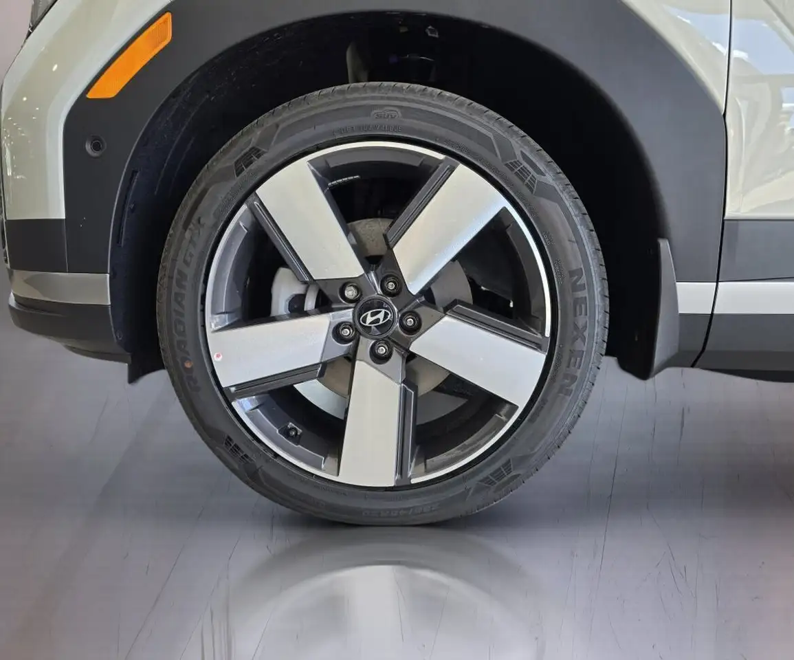 Hyundai SANTA FE снимка Hyundai SANTA FE