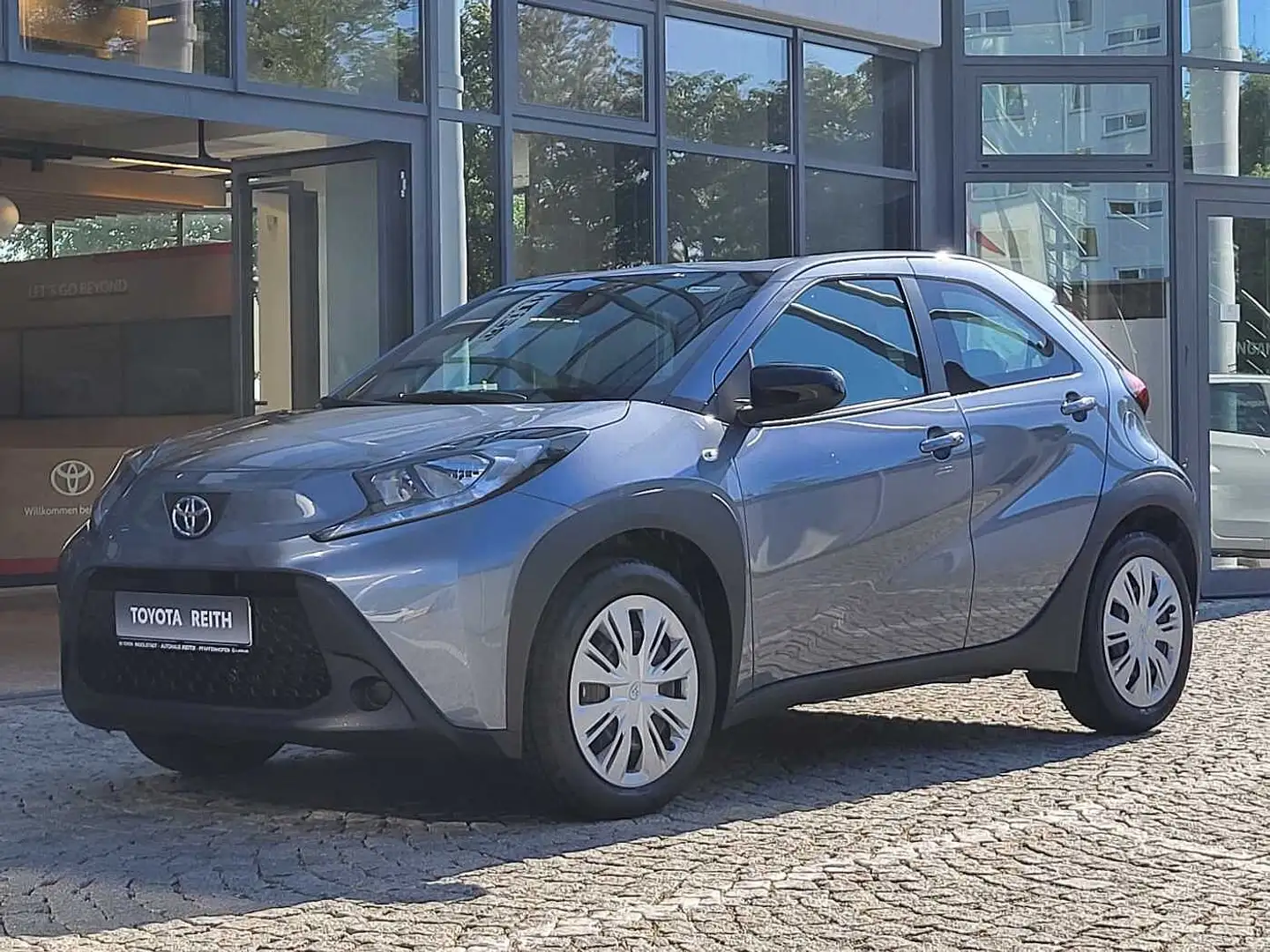 Toyota Aygo X Business Edition CVT Blau - 2