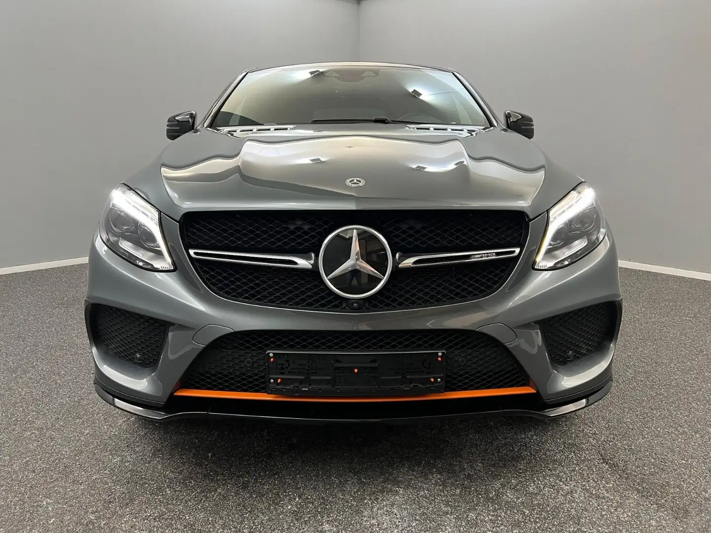 Mercedes-Benz GLE 43 AMG GLE 43 Coupe AMG Orange Edition ADS+*360*ACC*21Z Grau - 2
