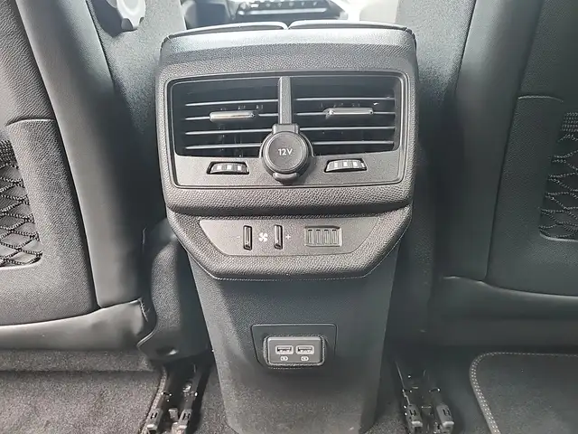 Peugeot 5008 view 30