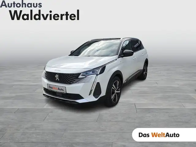 2022 Peugeot 5008 in White for sale