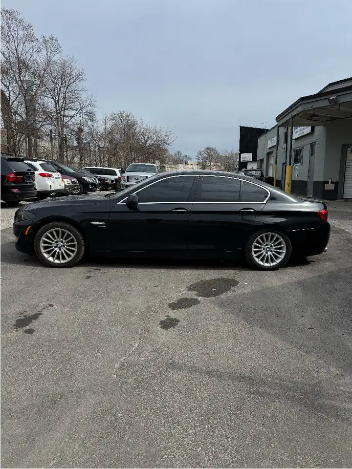 2012 BMW 5 Series