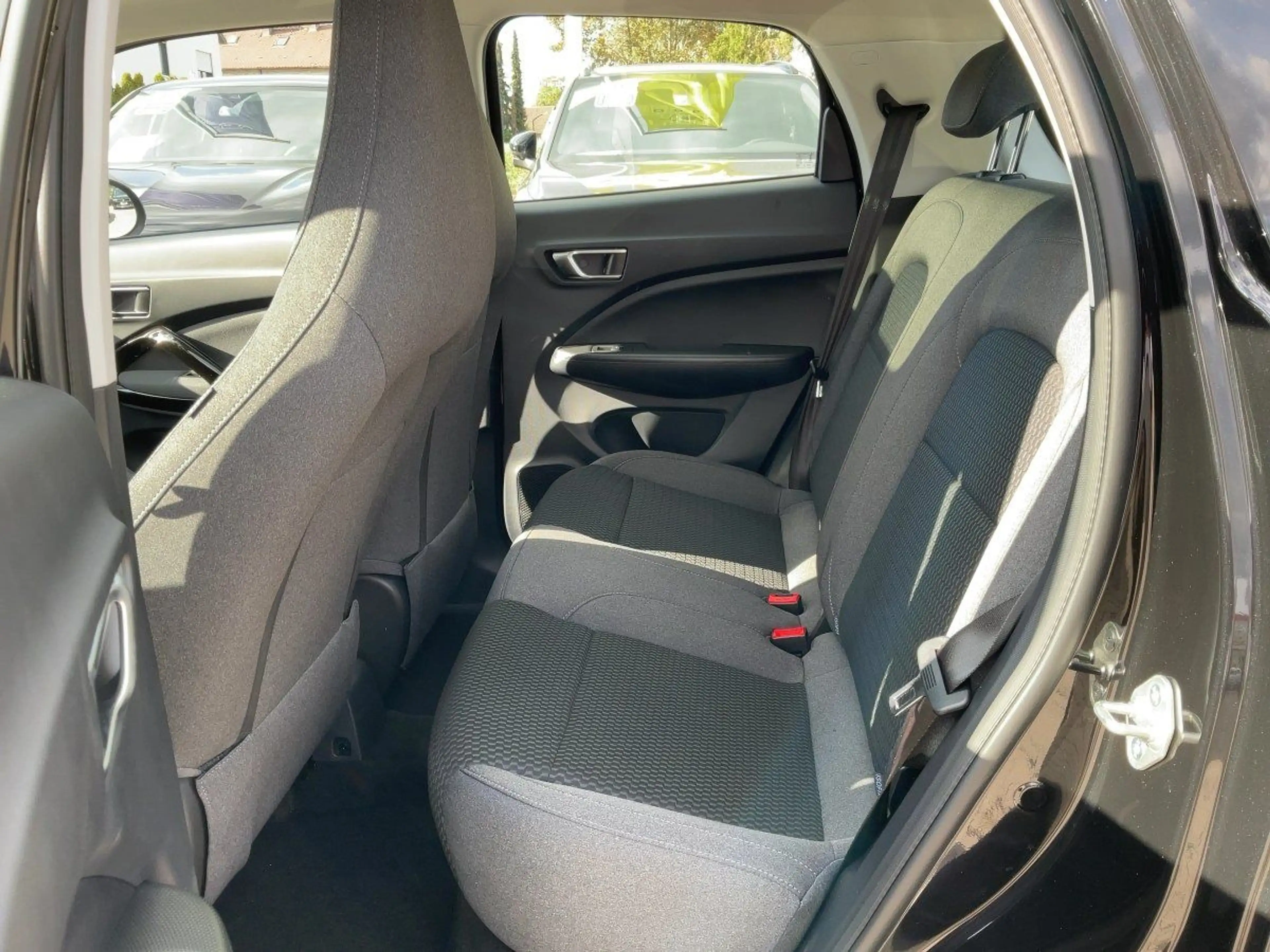 Leapmotor T03 37 70 kW BEV ACC+Navi+Pano+SD+Kam.+KeyLess — photo 10