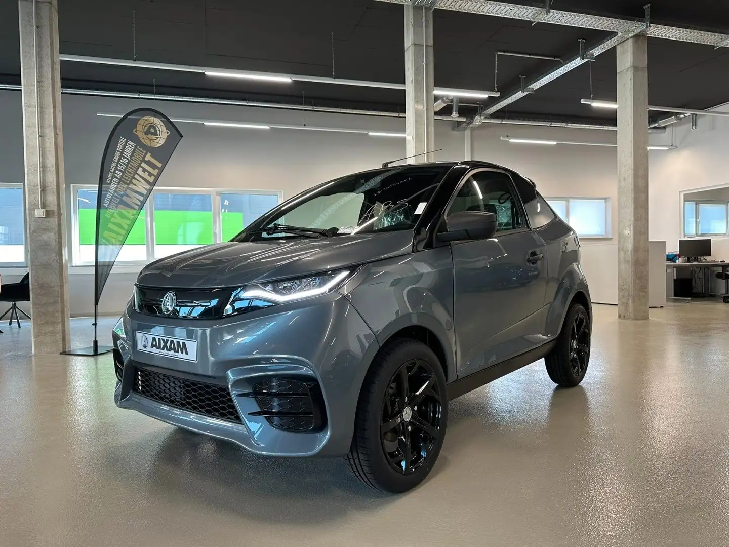 Aixam Ambition COUPÉ Sport titanmetallic Grau - 1