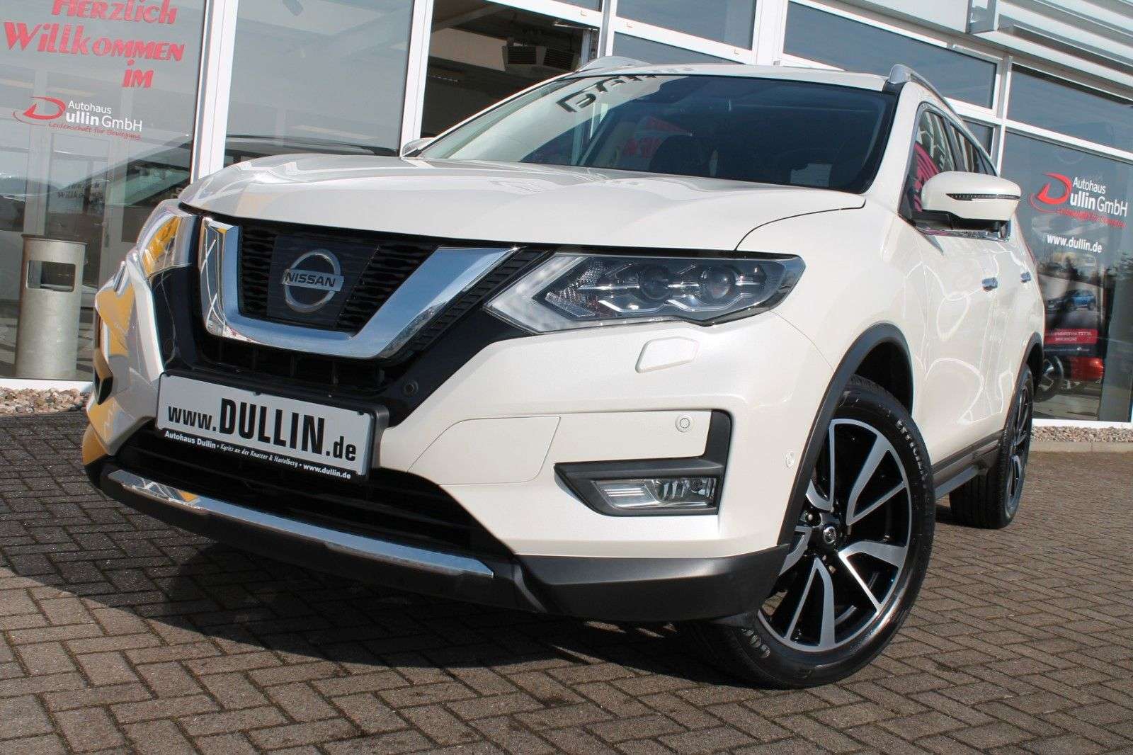 Second hand Nissan X-Trail 1.6