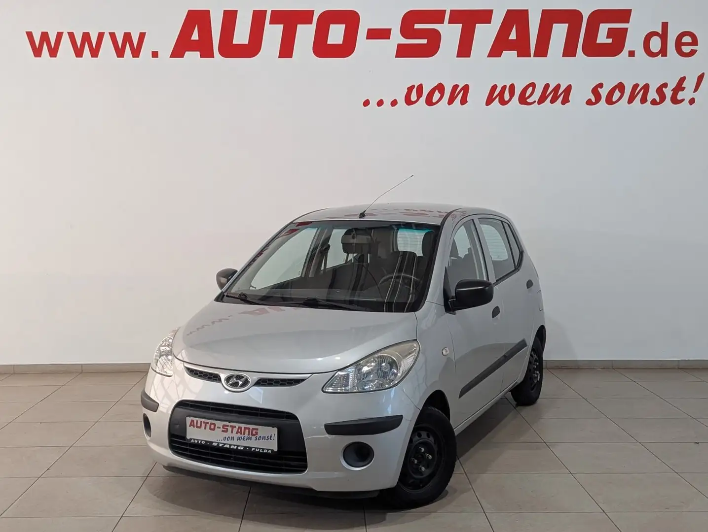 Hyundai i10 FIFA WM Edition**RADIO / CD+SOMMER/WINTER** Silber - 2