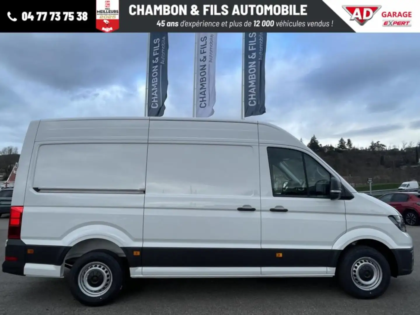 Volkswagen Crafter VAN 35 L3H3 2.0 TDI 140 CH BVA BUSINESS prix : 358 Blanc - 2