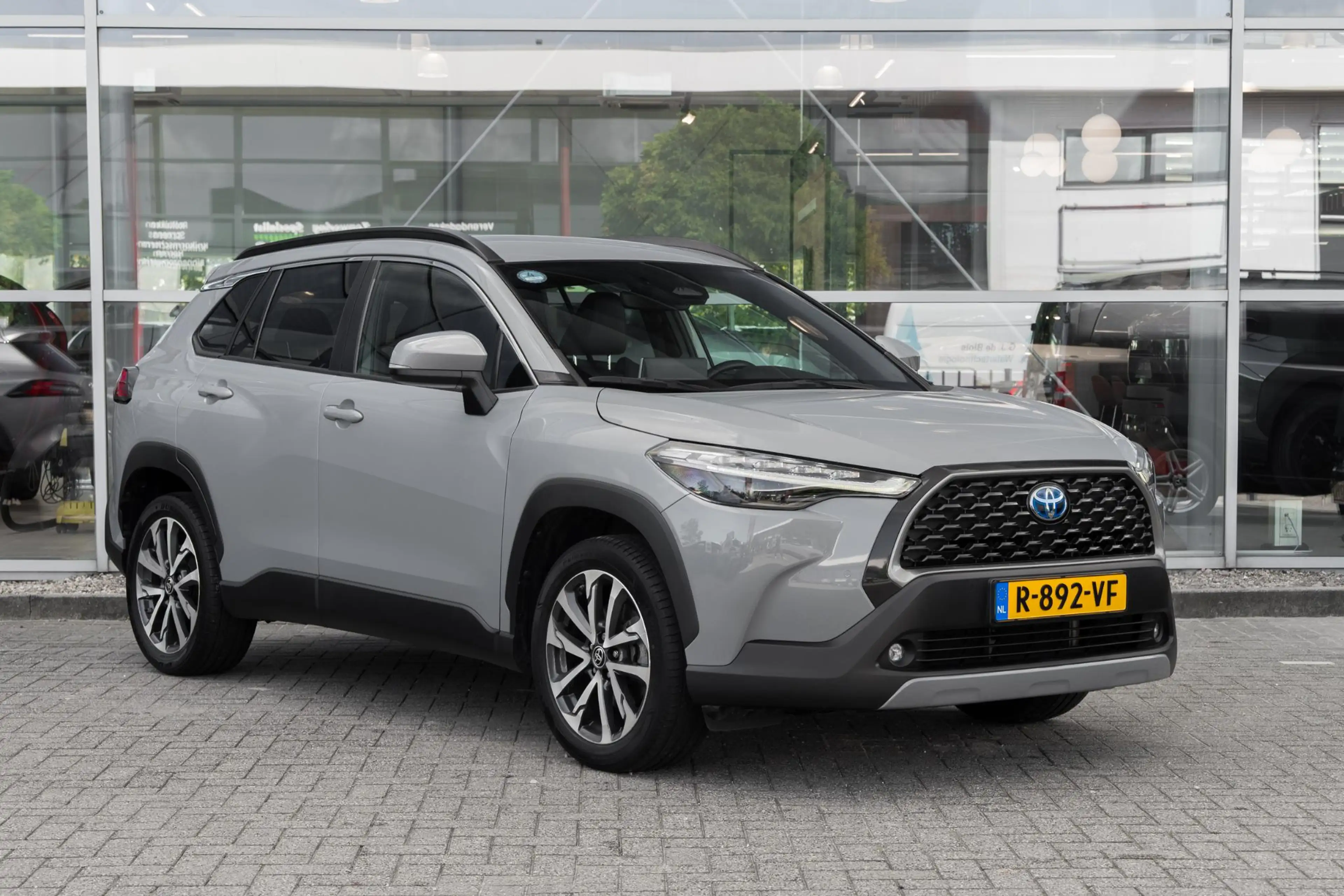 Toyota Corolla Cross 2.0 High Power Hybrid First Edition — photo 7