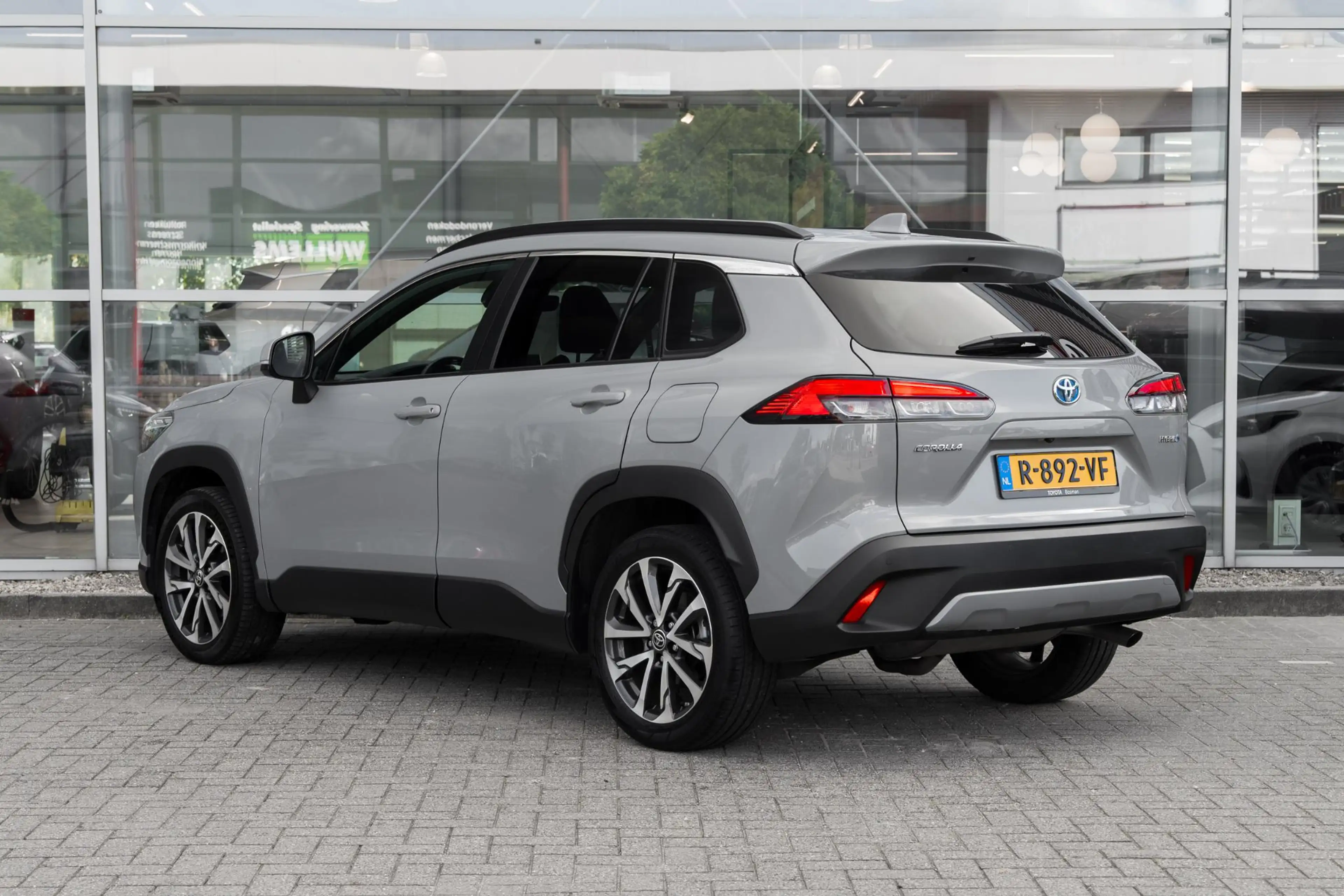 Toyota Corolla Cross 2.0 High Power Hybrid First Edition — photo 8