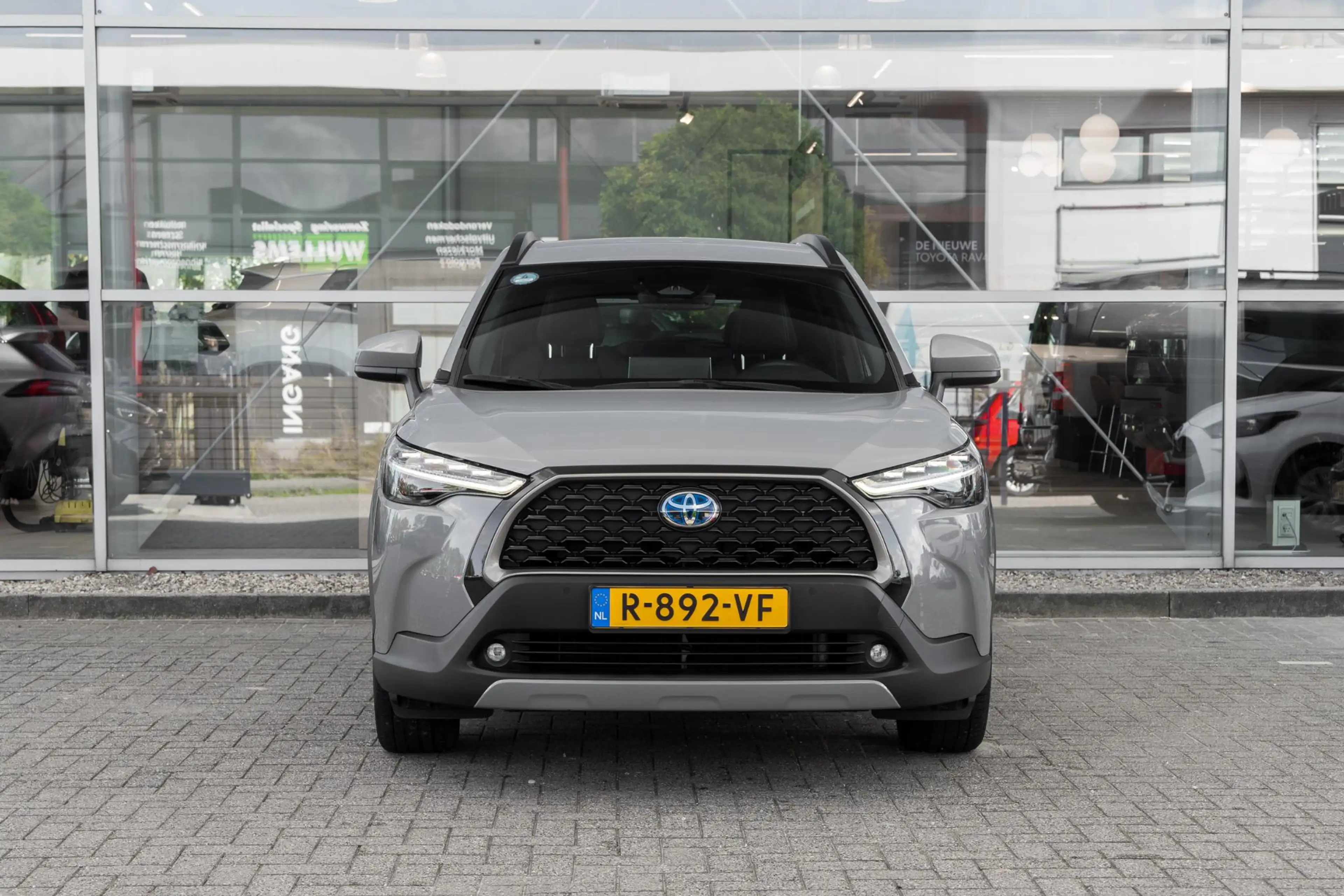 Toyota Corolla Cross 2.0 High Power Hybrid First Edition — photo 14