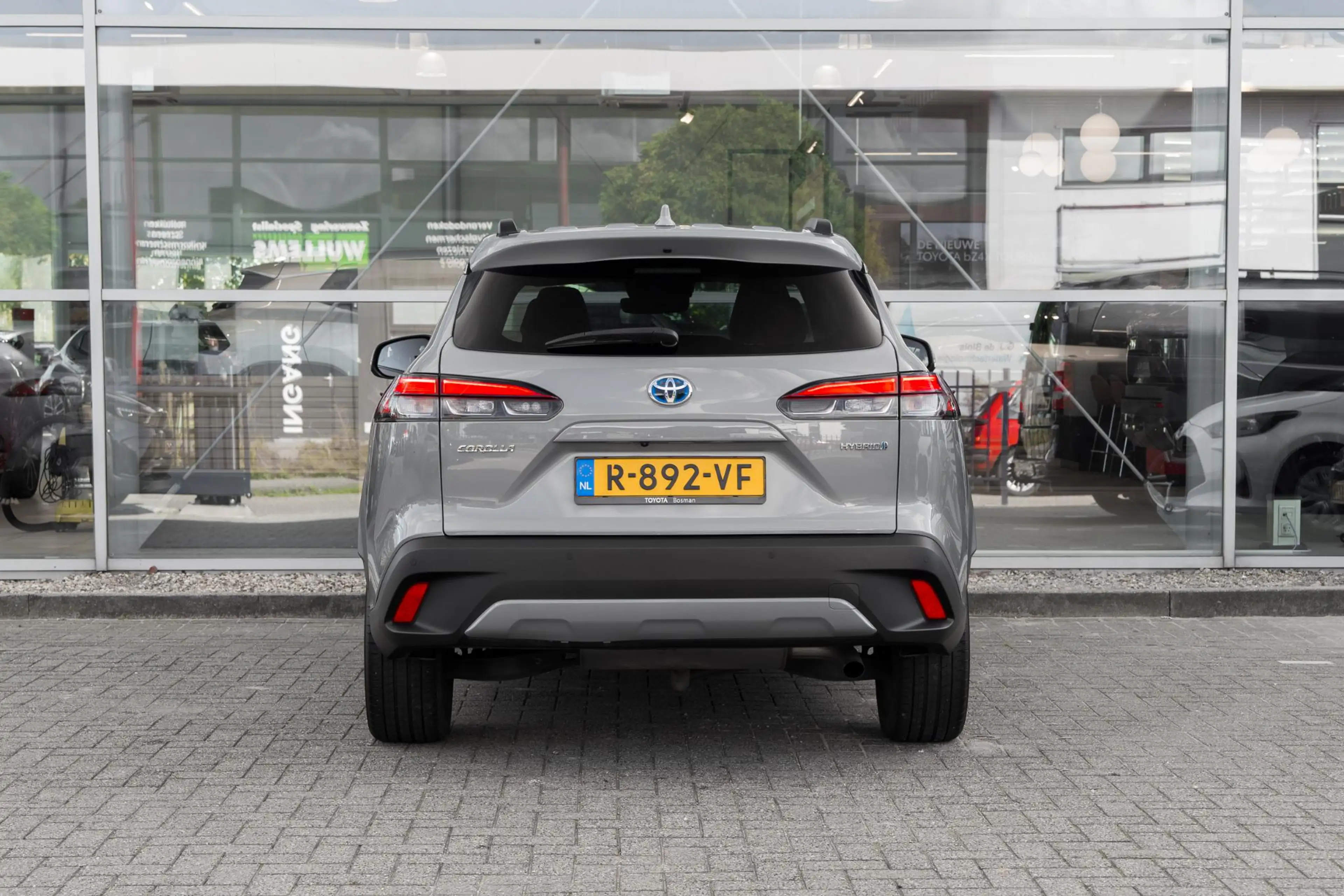 Toyota Corolla Cross 2.0 High Power Hybrid First Edition — photo 15
