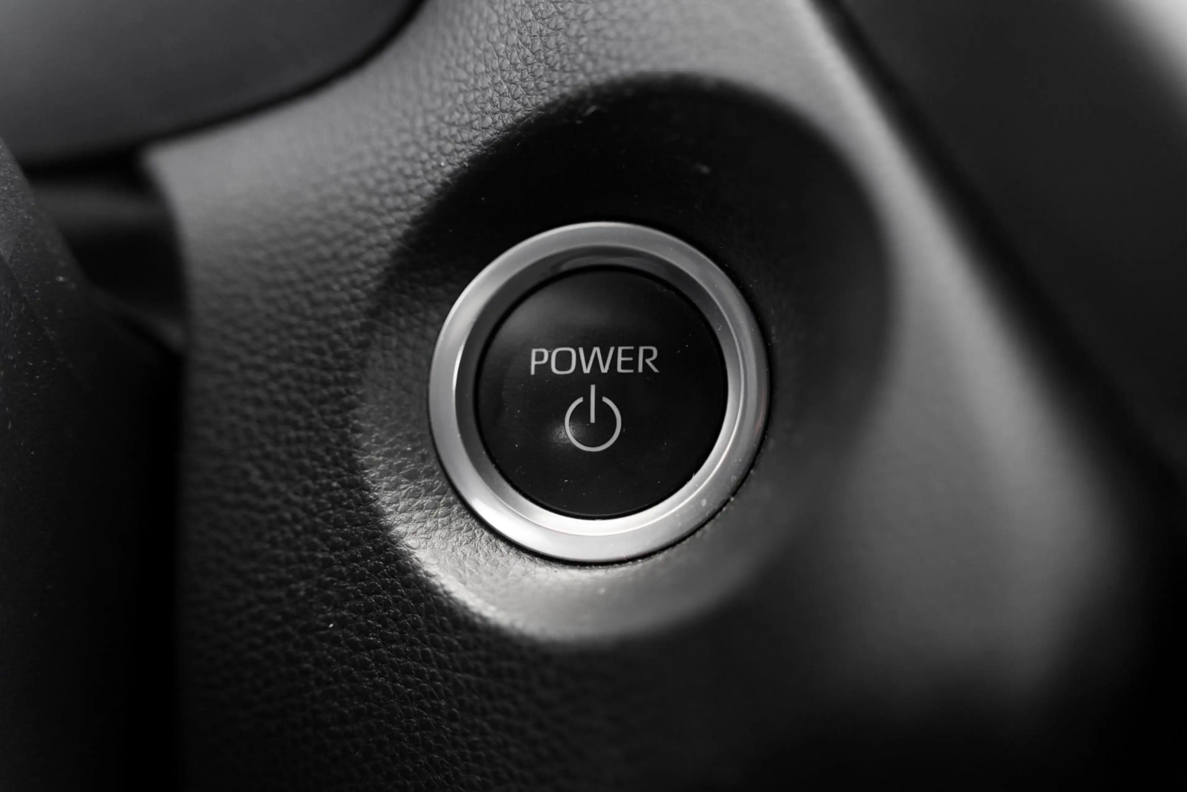 Toyota Corolla Cross 2.0 High Power Hybrid First Edition — photo 26