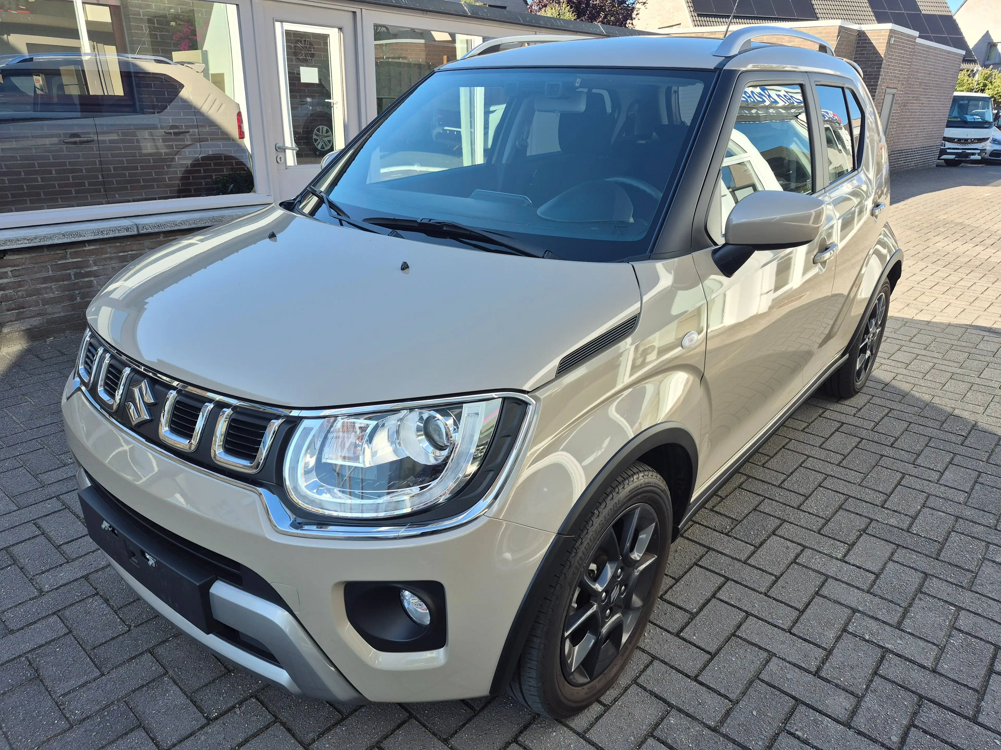 Suzuki Ignis Ignis 1.2i SHVS GL  12V CVT — photo 3