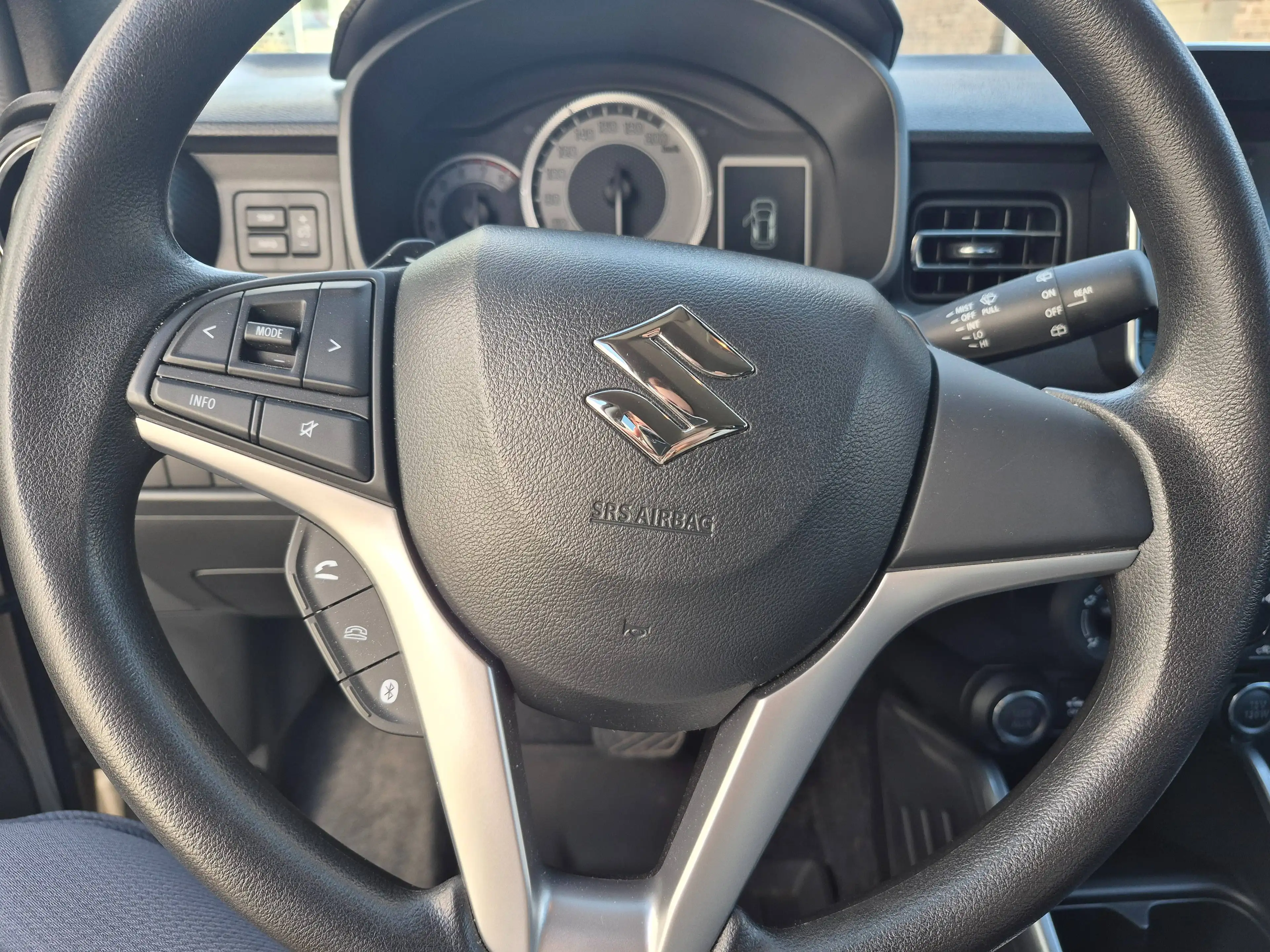 Suzuki Ignis Ignis 1.2i SHVS GL  12V CVT — photo 11