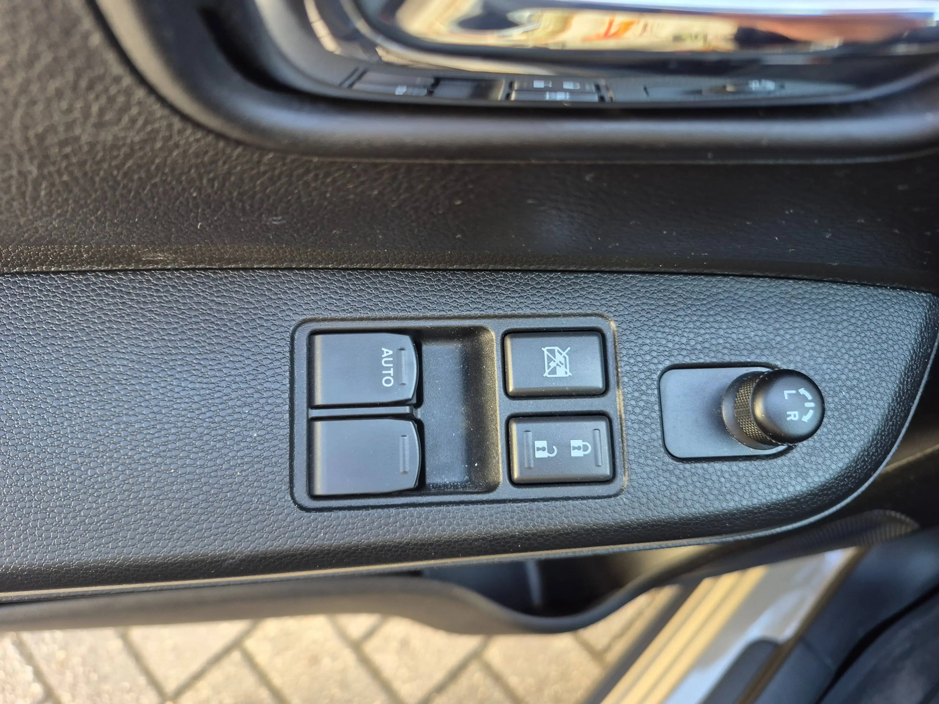 Suzuki Ignis Ignis 1.2i SHVS GL  12V CVT — photo 7