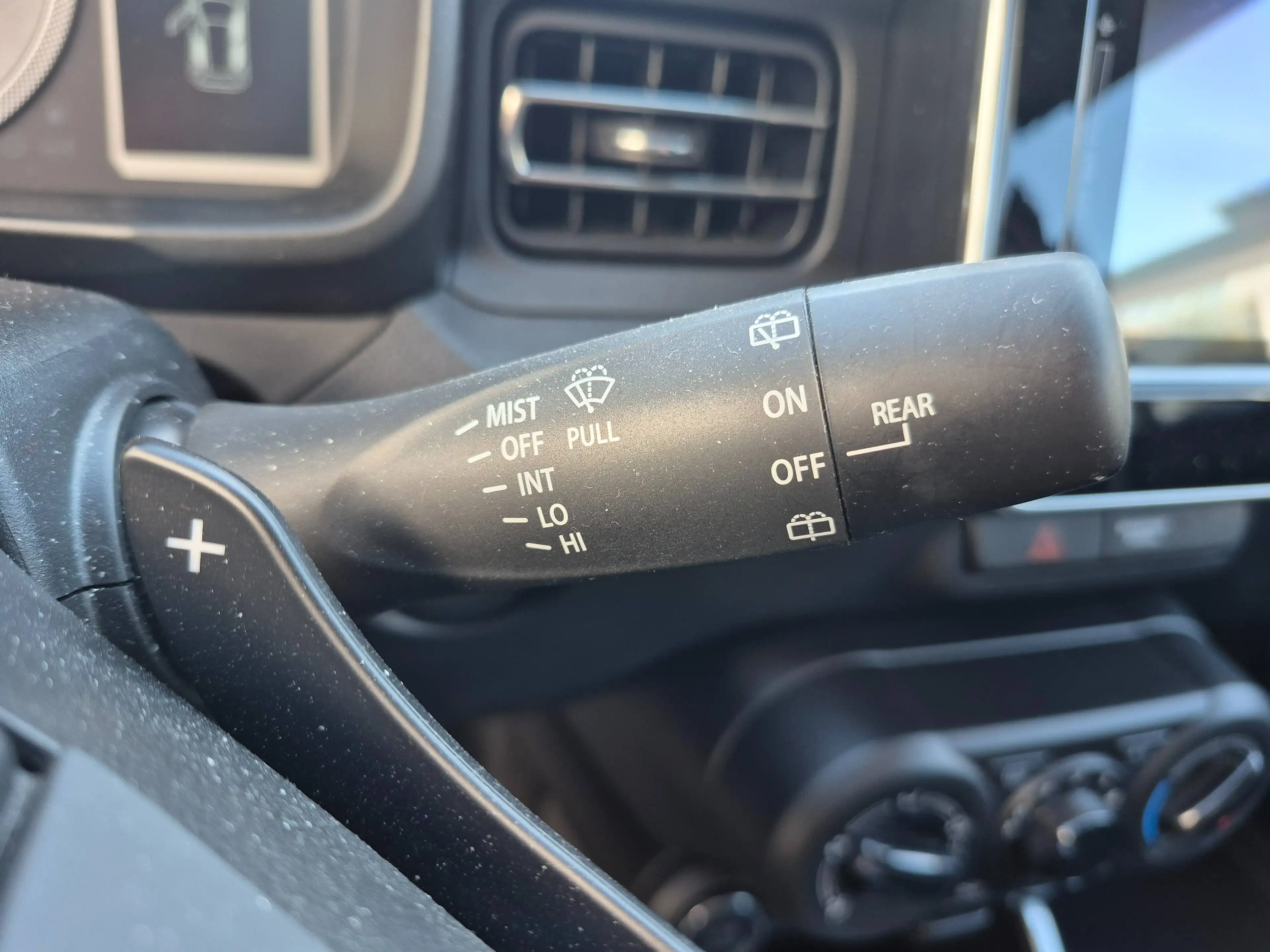 Suzuki Ignis Ignis 1.2i SHVS GL  12V CVT — photo 12