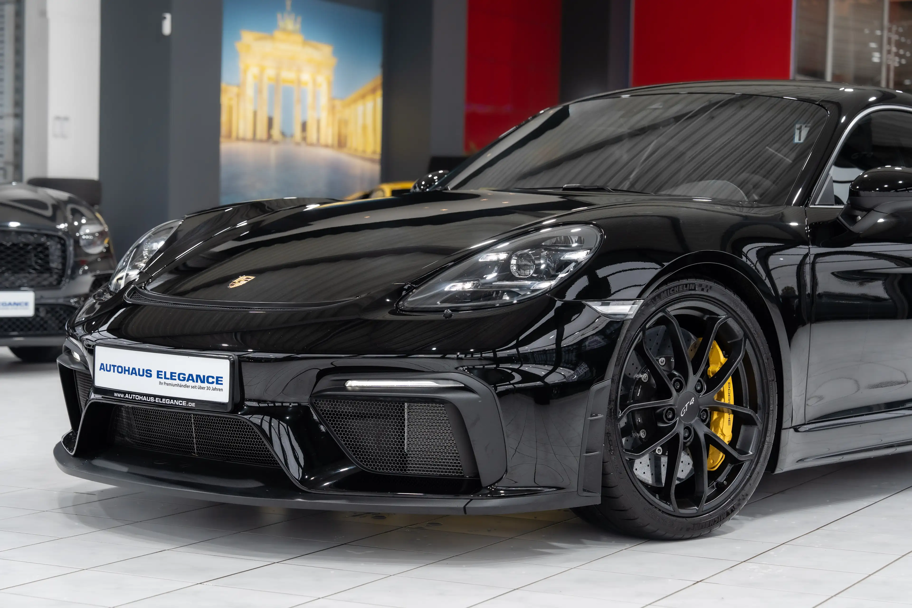 Porsche Cayman GT4*CARBON*SPORT-CHRONO*KERAMIK*18-WEGE* — photo 11