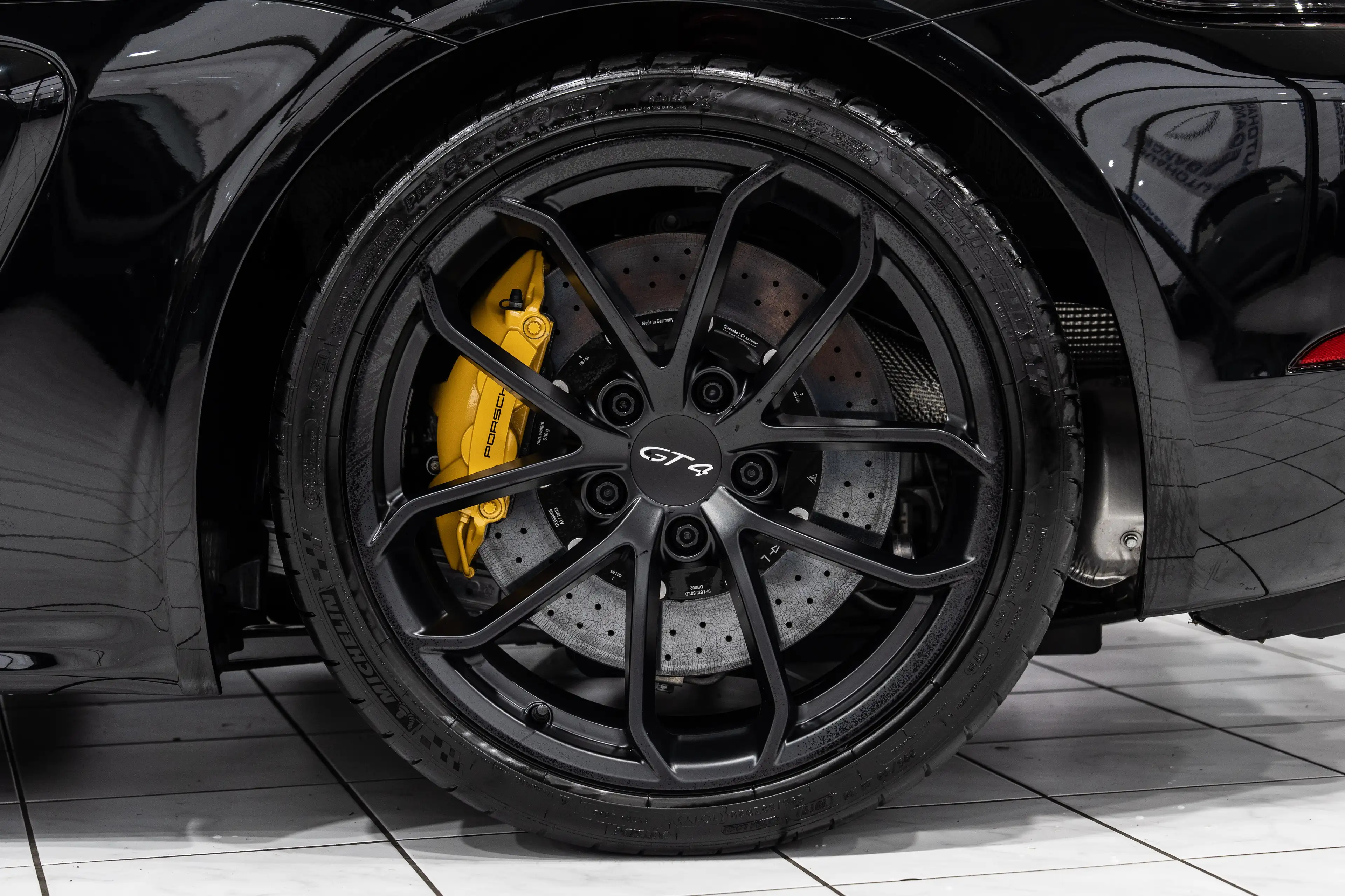 Porsche Cayman GT4*CARBON*SPORT-CHRONO*KERAMIK*18-WEGE* — photo 15