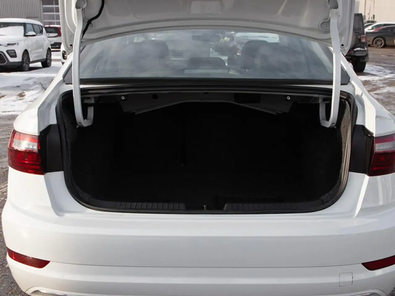 Volkswagen Jetta снимка Volkswagen Jetta