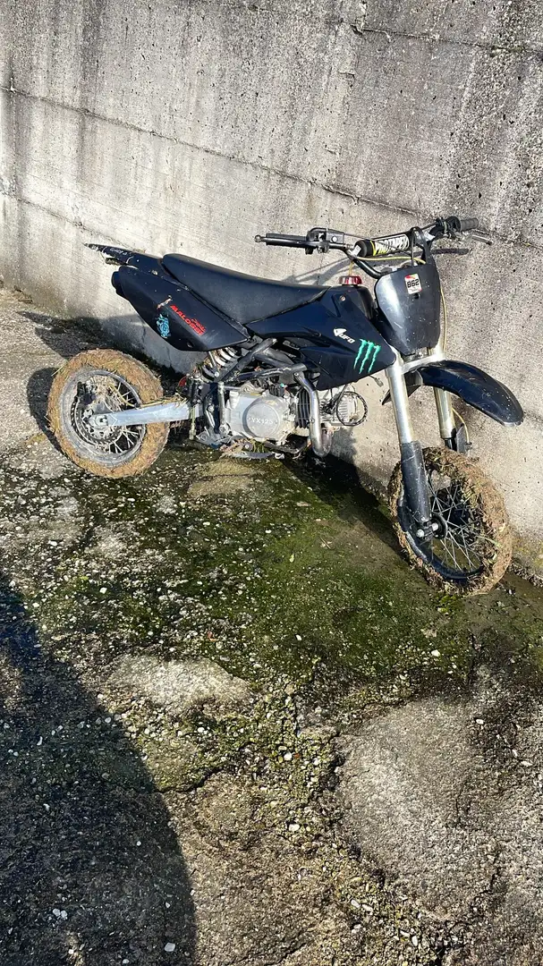 YCF Pilot F125 pit bike - 1