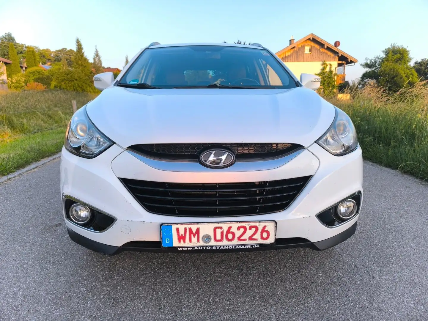 Hyundai iX35 2.0 CRDi 135 kW Premium 4WD Automatik"4X4 White - 1
