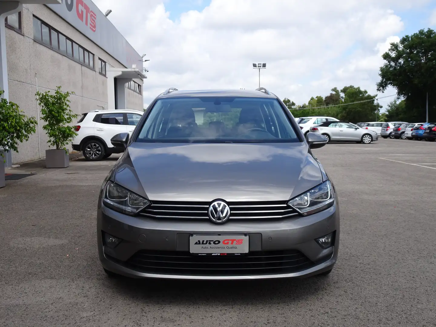 Volkswagen Golf Golf Sportsvan 1.6 tdi Comfortline 110cv Grigio - 2