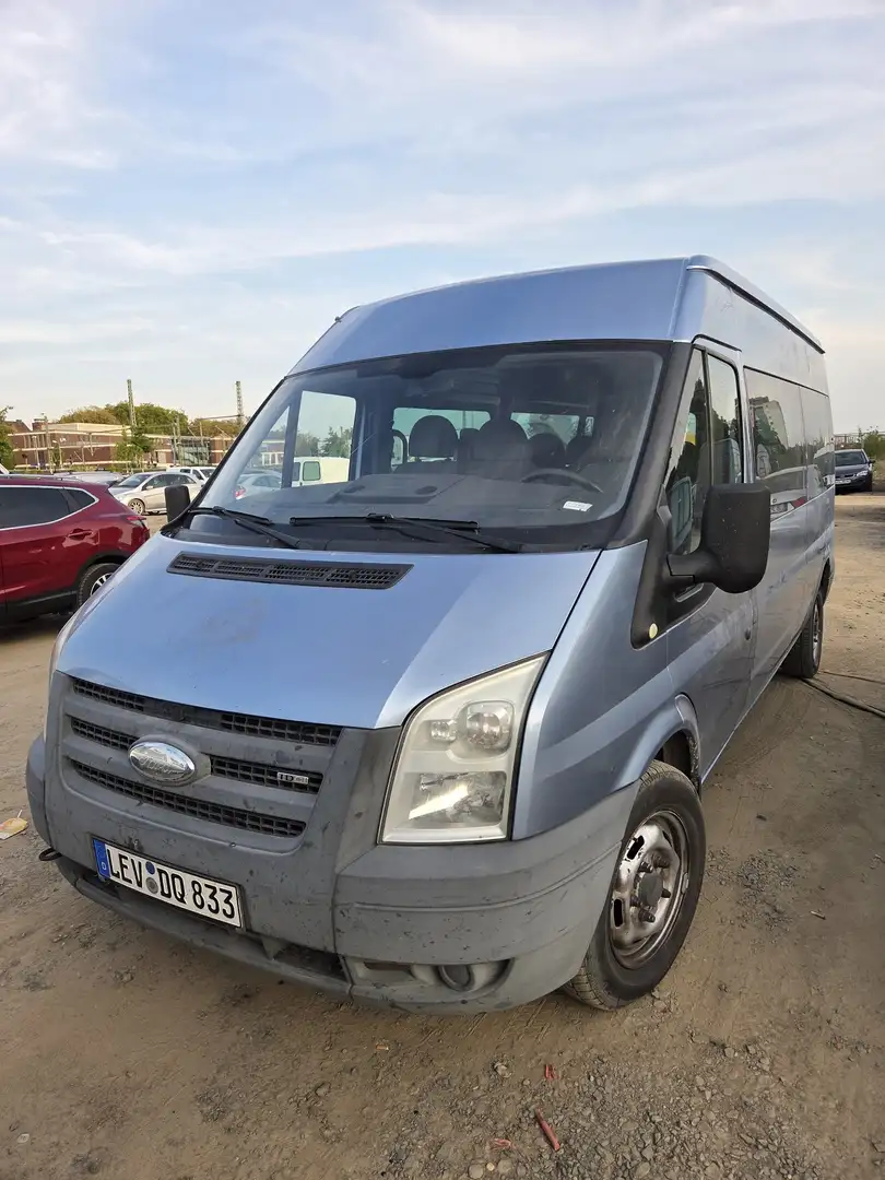 Ford Transit Bus - 1