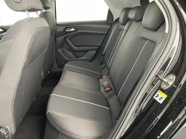 Audi A1 view 11