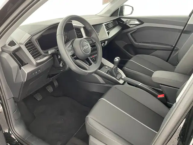 Audi A1 view 8