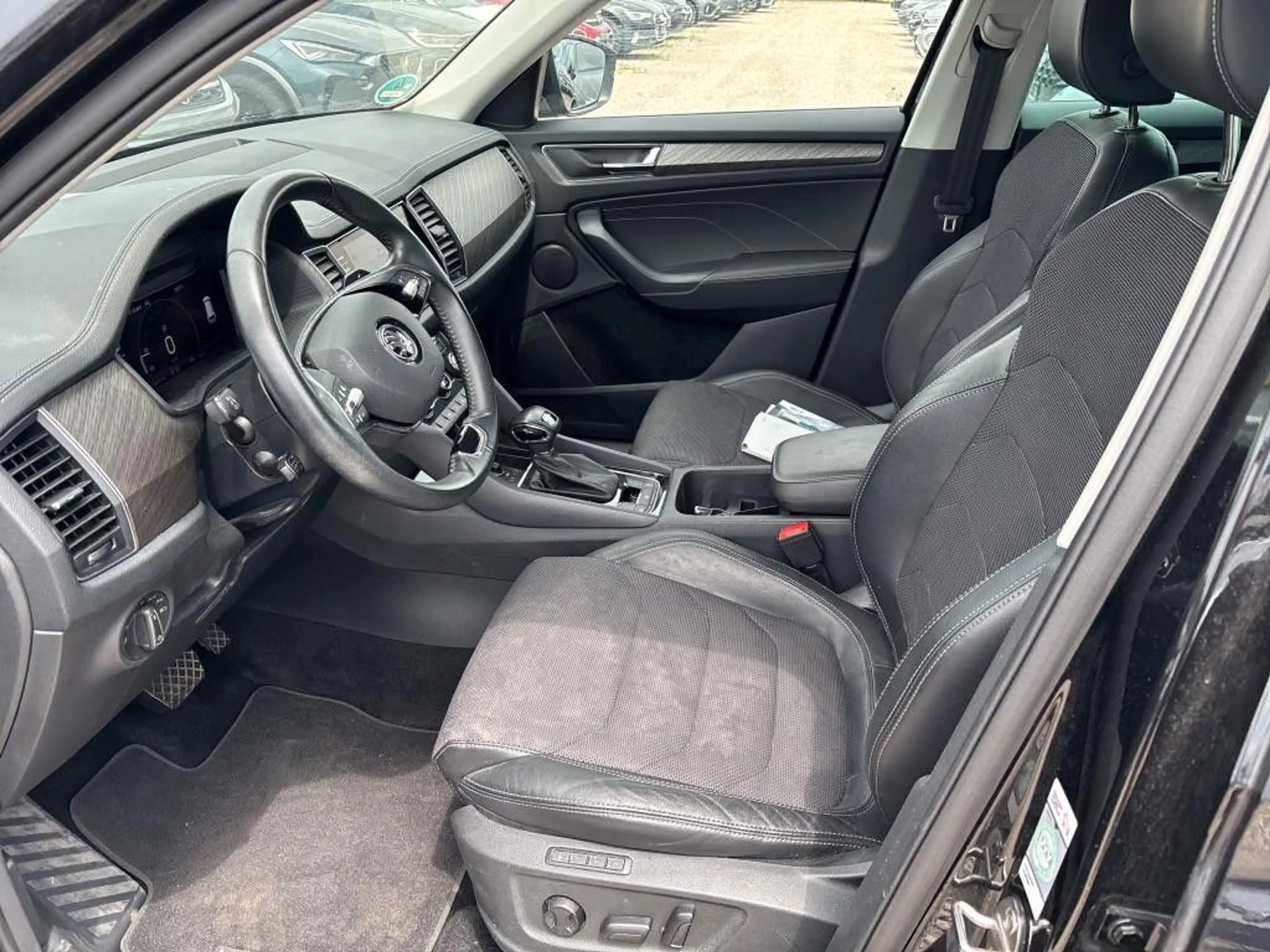 Skoda Kodiaq Style 2.0TDI DSG Navi SHZ ACC LED PDC — photo 5