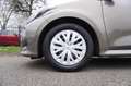 Toyota Yaris 1.5 Hybrid 116pk CVT Active Multi Media Parkeer Ca Beige - thumbnail 4