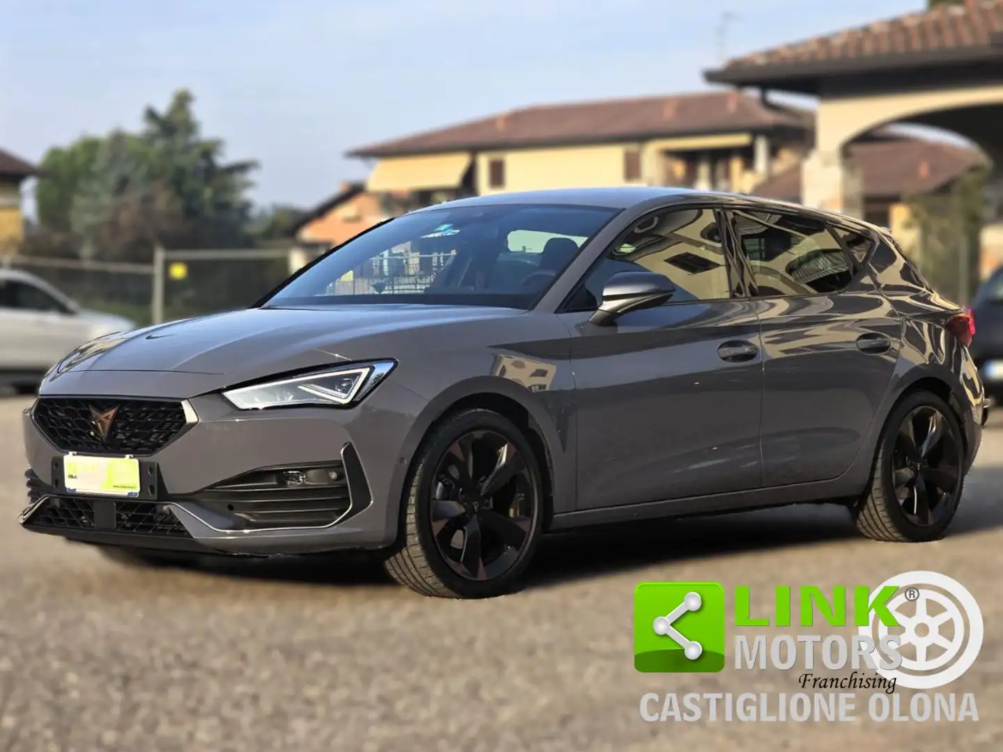 CUPRA Leon 1.5 e-HYBRID 150 CV DSG Gris - 1