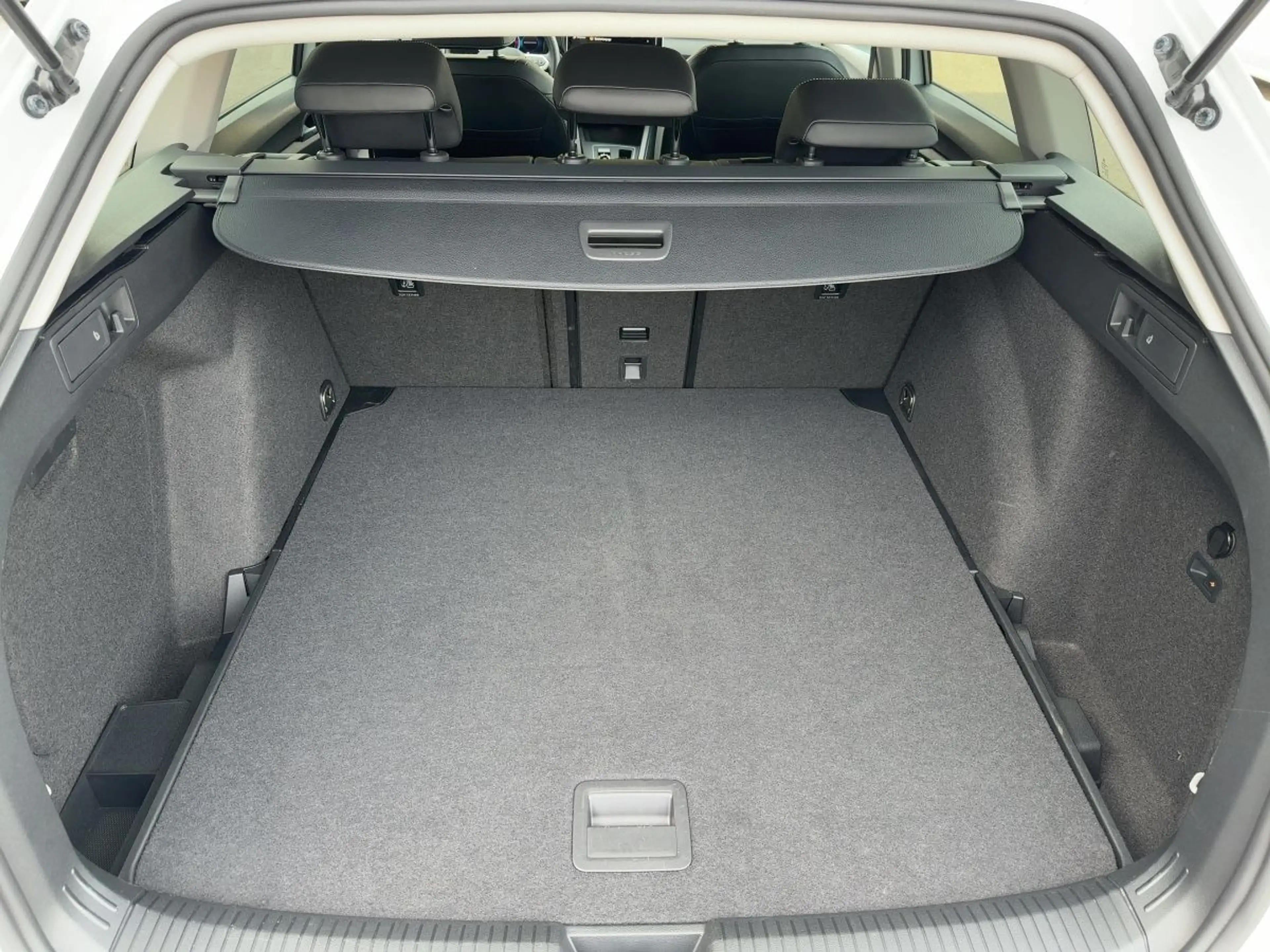Volkswagen Golf Variant Golf VIII Variant 2.0 TDI DSG "GOAL" ab 2,49% AC — photo 8