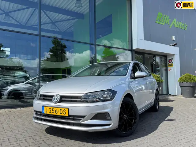 Volkswagen Polo 1.0 TSI Highline * Carplay * PDC 2X * Airco * 18 I