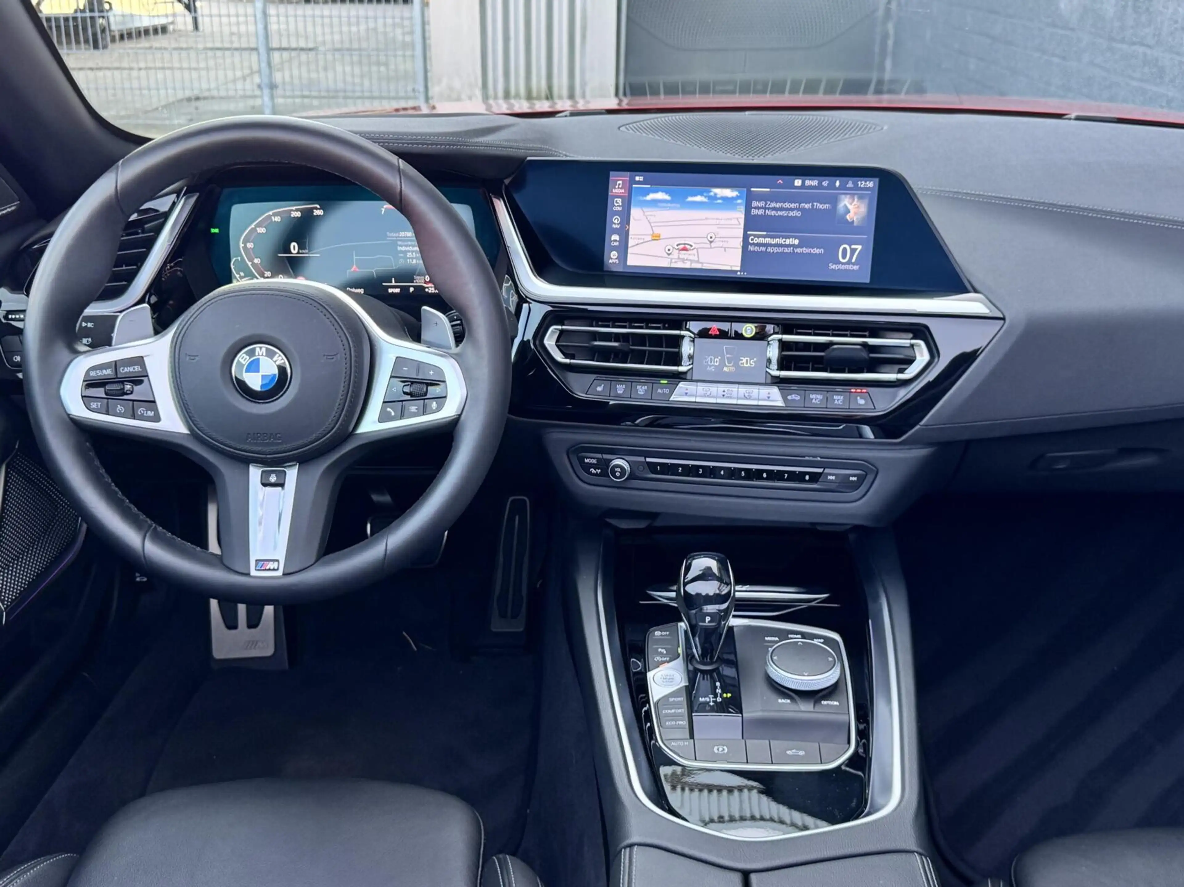 BMW Z4 Roadster sDrive30i High Executive — photo 3