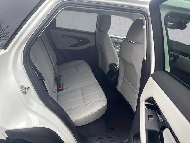 Land Rover Range Rover Evoque view 5