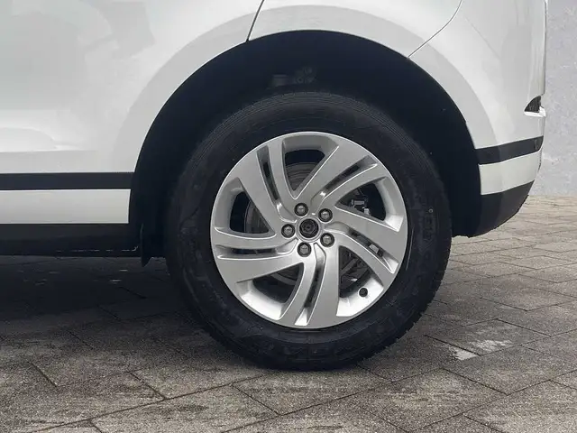 Land Rover Range Rover Evoque view 9