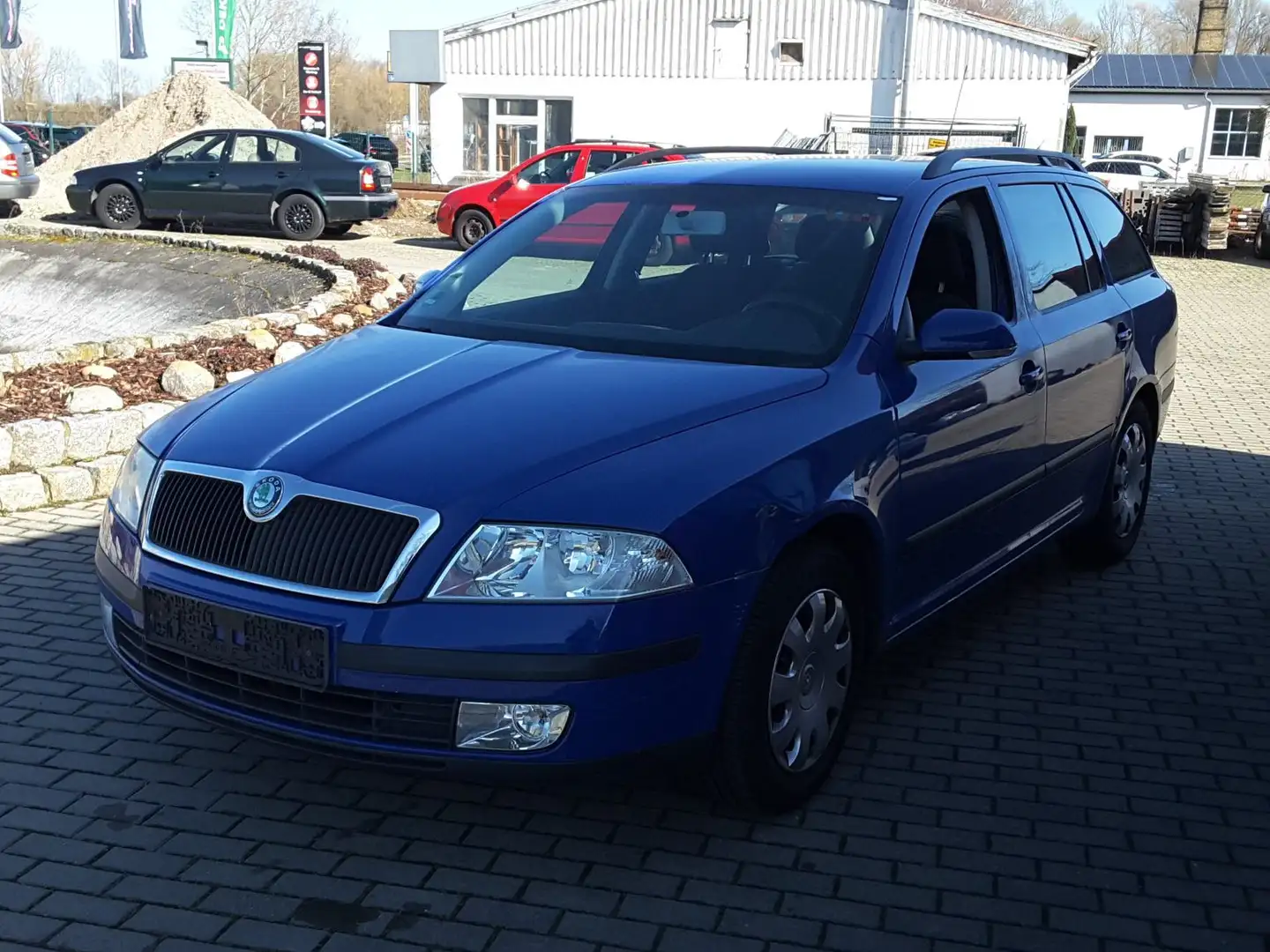 Skoda Octavia Ambiente Modrá - 1