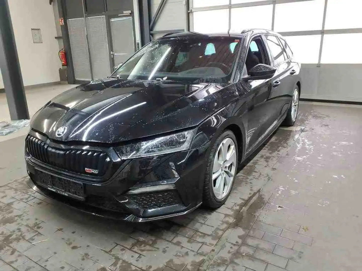 Skoda Octavia Combi RS 2.0TDI DSG 4x4 / Pano, HuD, LED Schwarz - 2