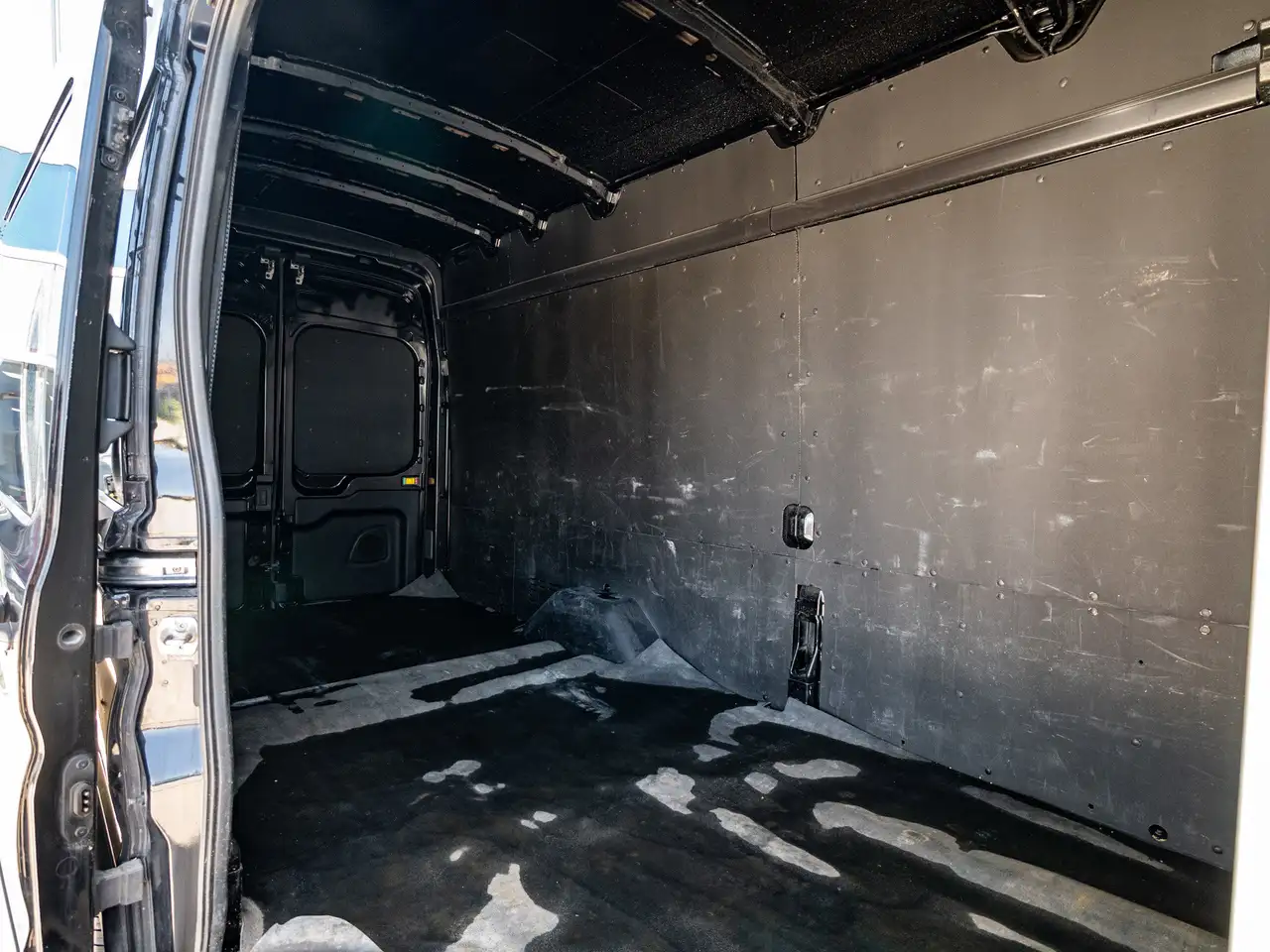 Ford Transit Cargo Van снимка Ford Transit Cargo Van