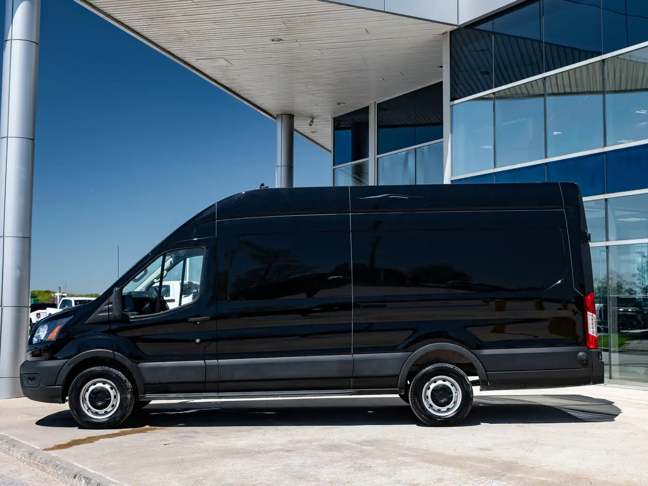 Ford Transit Cargo Van снимка Ford Transit Cargo Van