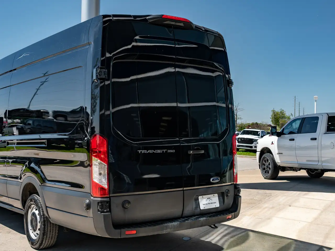Ford Transit Cargo Van снимка Ford Transit Cargo Van