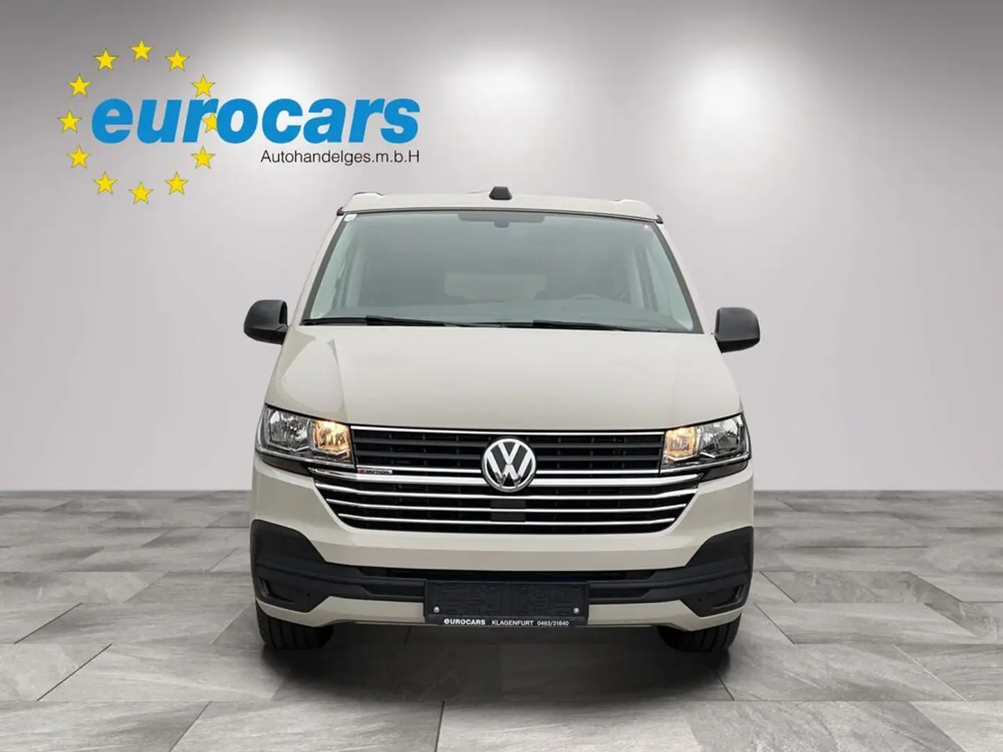 Volkswagen T6 California 4Motion Beach Camper Grau - 2
