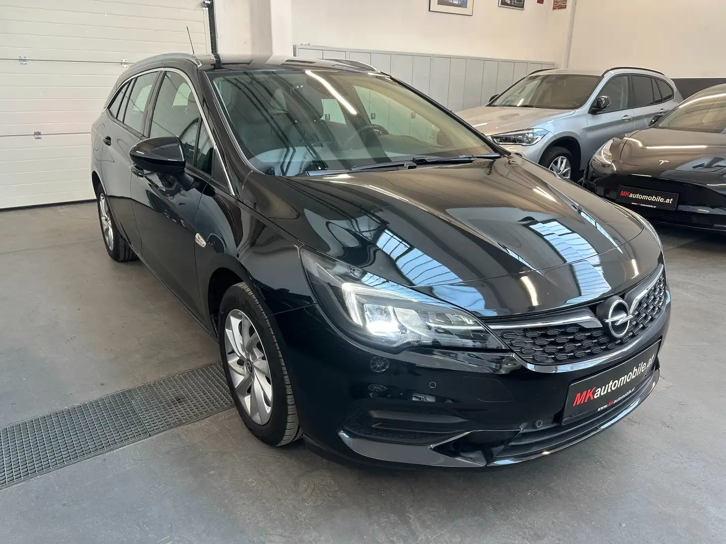 Opel Astra Astra ST 1,5 CDTI Business Elegance Schwarz - 1