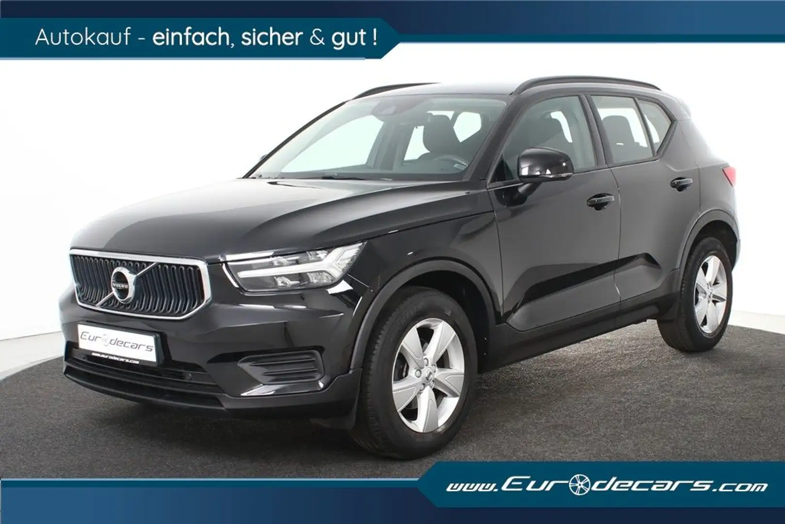 Volvo XC40 T3 Momentum *1.Hand*SHZ*Park ass.*Carplay* Schwarz - 1